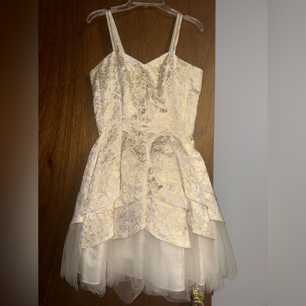 Short White and Gold Homecoming Dress